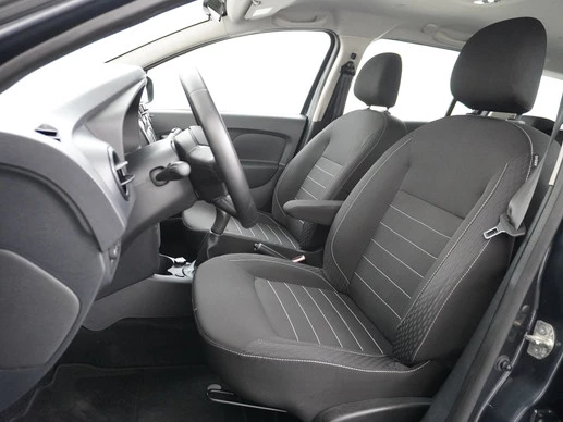 Dacia Logan - Afbeelding 8 van 30