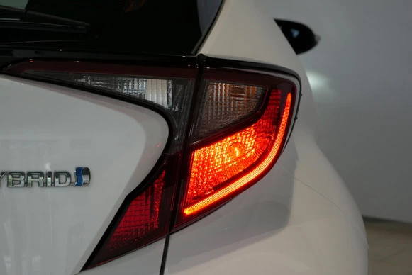 Toyota C-HR - Afbeelding 28 van 30