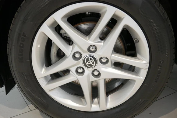 Toyota C-HR - Afbeelding 25 van 30