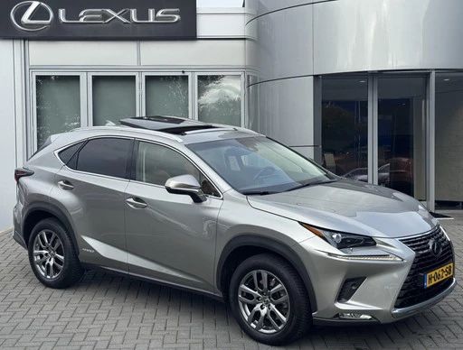 Lexus NX - Afbeelding 1 van 30