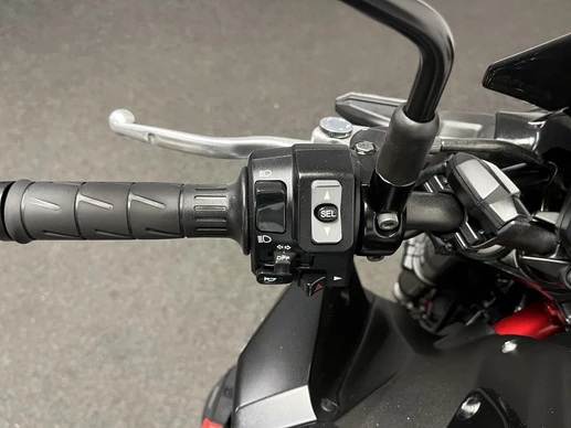 Kawasaki Z900 - Afbeelding 21 van 22
