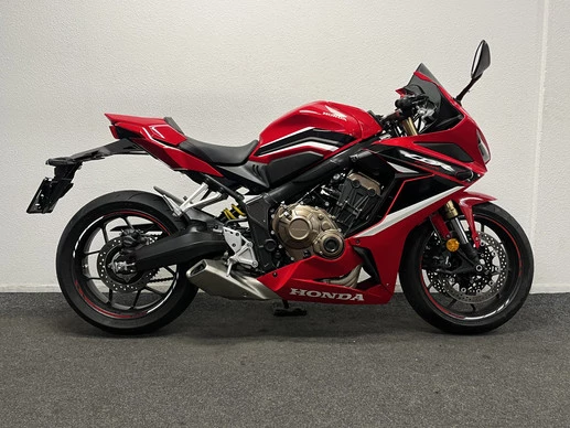 Honda CBR 650 - Afbeelding 1 van 16
