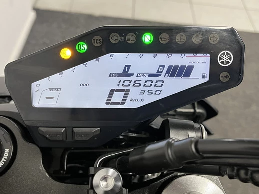 Yamaha MT 09 - Afbeelding 2 van 22