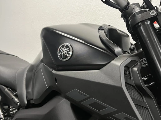 Yamaha MT 09 - Afbeelding 3 van 22
