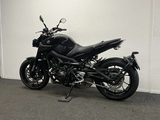 Yamaha MT 09 - Afbeelding 15 van 22