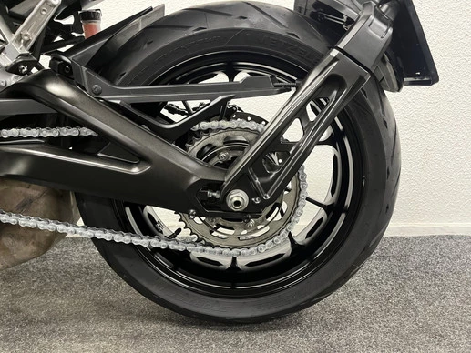 Yamaha MT 09 - Afbeelding 18 van 22