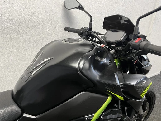 Kawasaki Z900 - Afbeelding 11 van 22