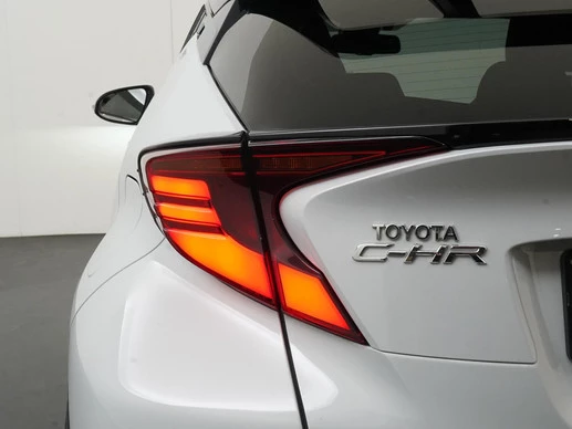 Toyota C-HR - Afbeelding 25 van 30