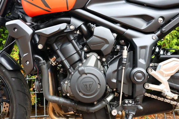 Triumph Trident 660 - Afbeelding 16 van 25