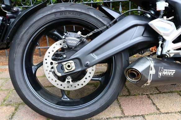 Triumph Trident 660 - Afbeelding 21 van 25