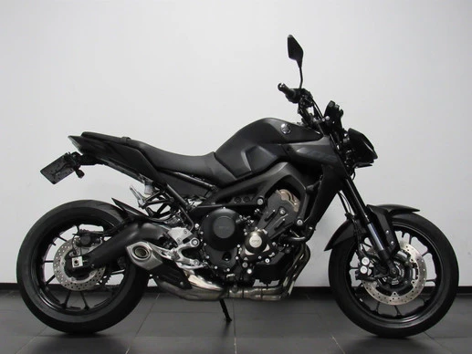 Yamaha MT 09 - Afbeelding 1 van 7