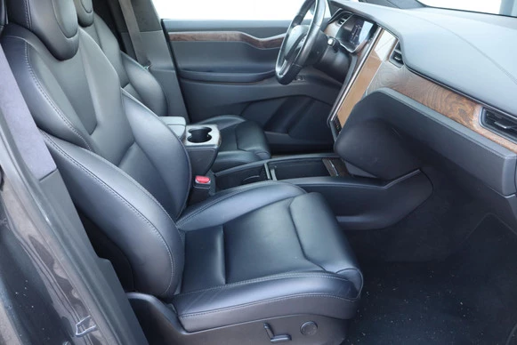 Tesla Model X - Afbeelding 13 van 30