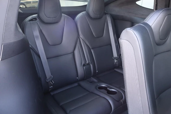 Tesla Model X - Afbeelding 19 van 30