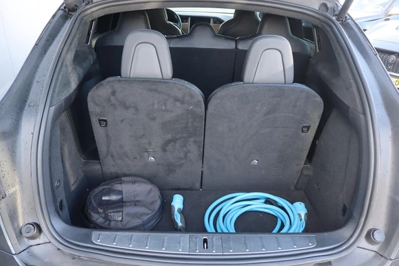 Tesla Model X - Afbeelding 21 van 30