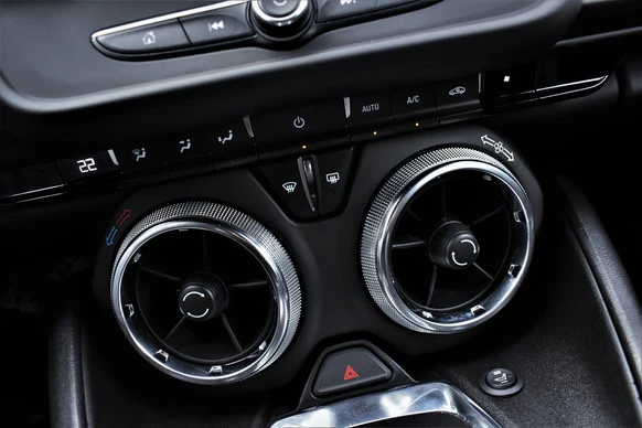 Chevrolet Camaro - Afbeelding 27 van 30