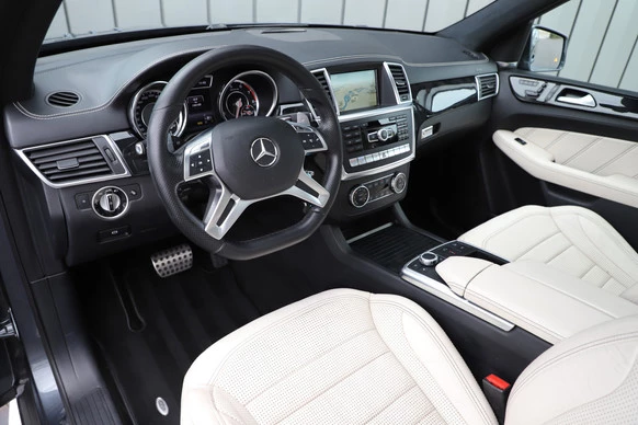 Mercedes-Benz M-Klasse - Afbeelding 13 van 30