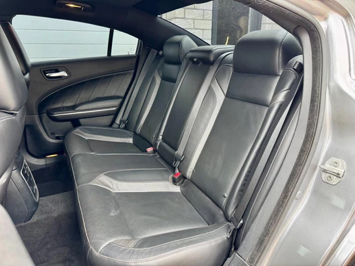 Dodge Charger - Afbeelding 10 van 30