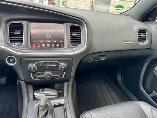 Dodge Charger - Afbeelding 23 van 30