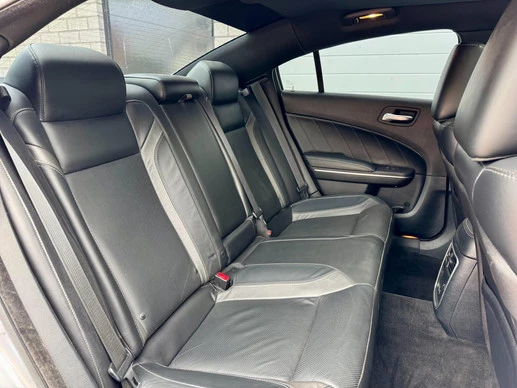 Dodge Charger - Afbeelding 26 van 30