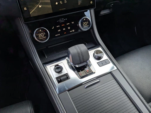 Jaguar F-PACE - Afbeelding 14 van 28