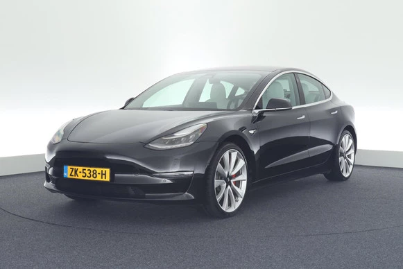 Tesla Model 3 - Afbeelding 1 van 30