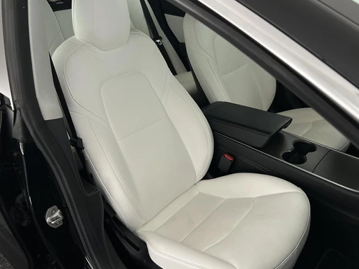 Tesla Model 3 - Afbeelding 2 van 30