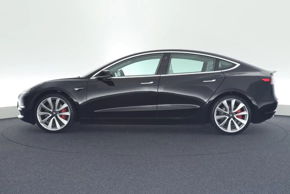 Tesla Model 3 - Afbeelding 6 van 30