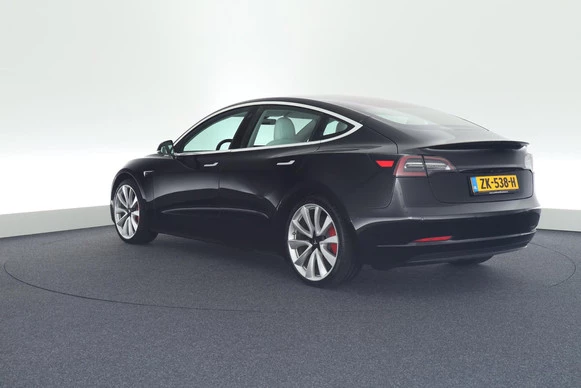 Tesla Model 3 - Afbeelding 7 van 30