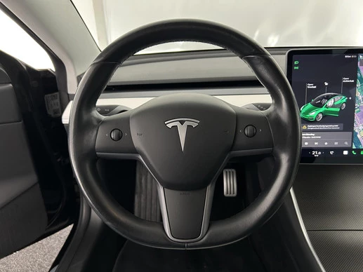 Tesla Model 3 - Afbeelding 16 van 30