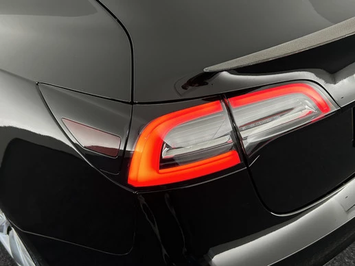 Tesla Model 3 - Afbeelding 29 van 30