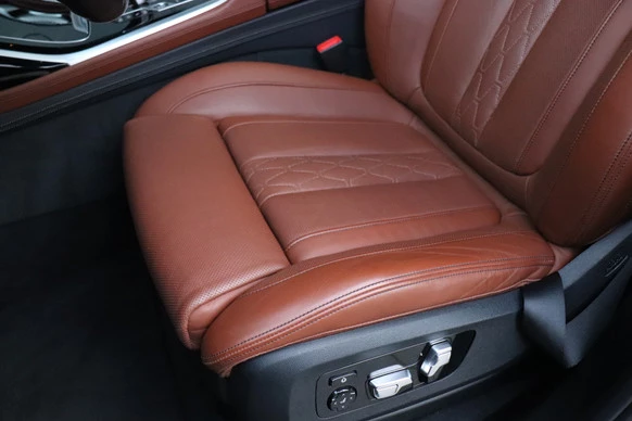 BMW X7 - Afbeelding 22 van 30