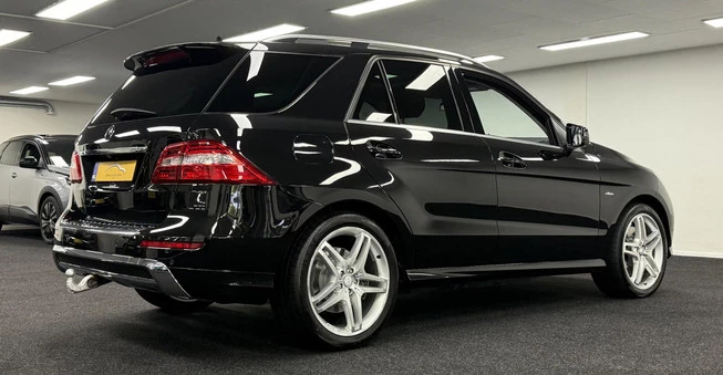 Mercedes-Benz M-Klasse - Afbeelding 13 van 25