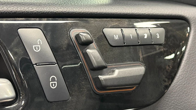 Mercedes-Benz M-Klasse - Afbeelding 16 van 25