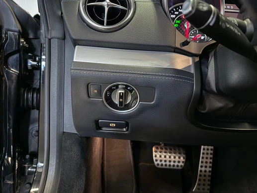 Mercedes-Benz SL - Afbeelding 22 van 30