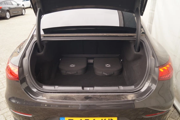 Mercedes-Benz EQE - Afbeelding 28 van 30