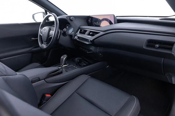 Lexus UX - Afbeelding 4 van 30