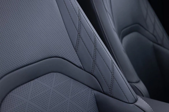 Lexus UX - Afbeelding 6 van 30