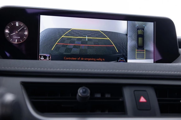 Lexus UX - Afbeelding 17 van 30