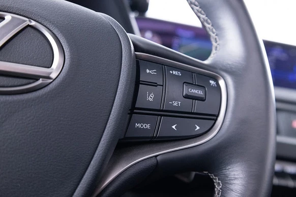 Lexus UX - Afbeelding 22 van 30