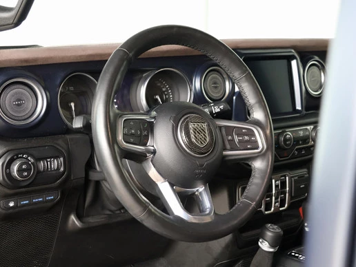 Brute Richmond - Afbeelding 8 van 30