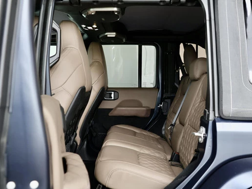 Brute Richmond - Afbeelding 10 van 30