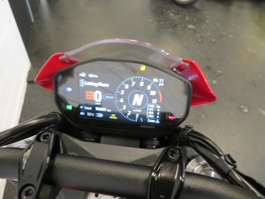 Ducati Monster - Afbeelding 6 van 13