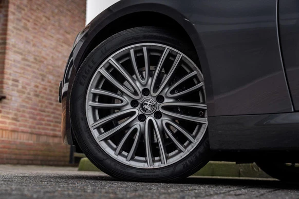 Alfa Romeo Giulia - Afbeelding 3 van 30