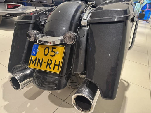 Harley-Davidson Street Glide - Afbeelding 6 van 21