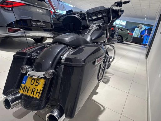Harley-Davidson Street Glide - Afbeelding 10 van 21