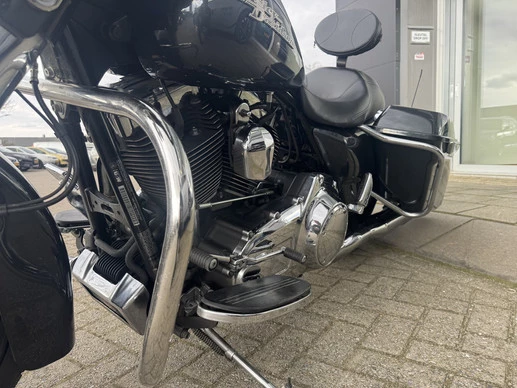 Harley-Davidson Street Glide - Afbeelding 16 van 21