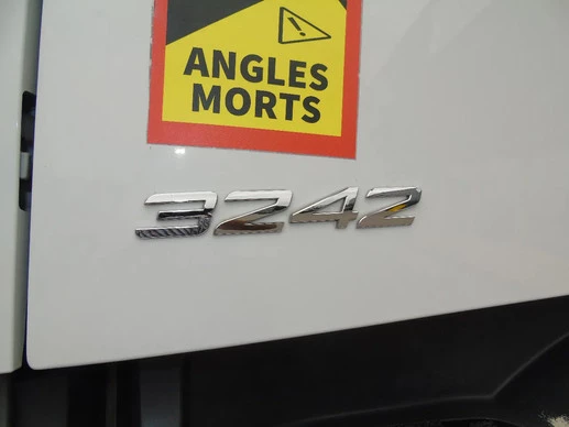 Mercedes-Benz Arocs - Afbeelding 21 van 30