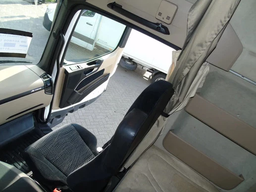 Mercedes-Benz Actros - Afbeelding 7 van 25