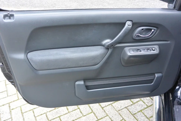 Suzuki Jimny - Afbeelding 16 van 22
