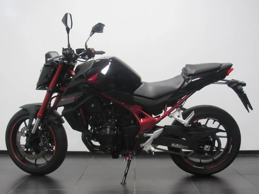 Honda CB 750 - Afbeelding 4 van 6